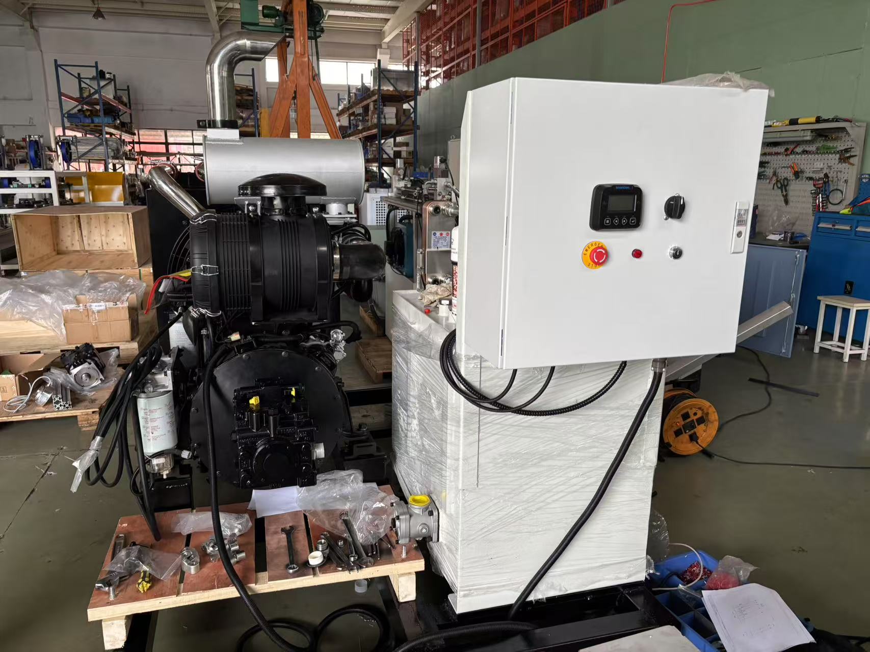 闭式泵控马达系统总成